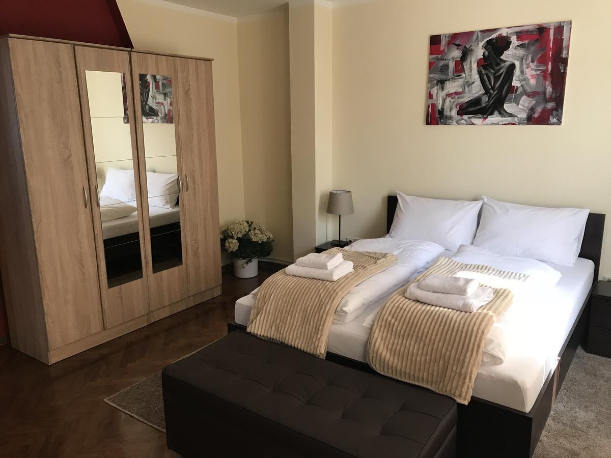 Five Apartments Indija ภายนอก รูปภาพ