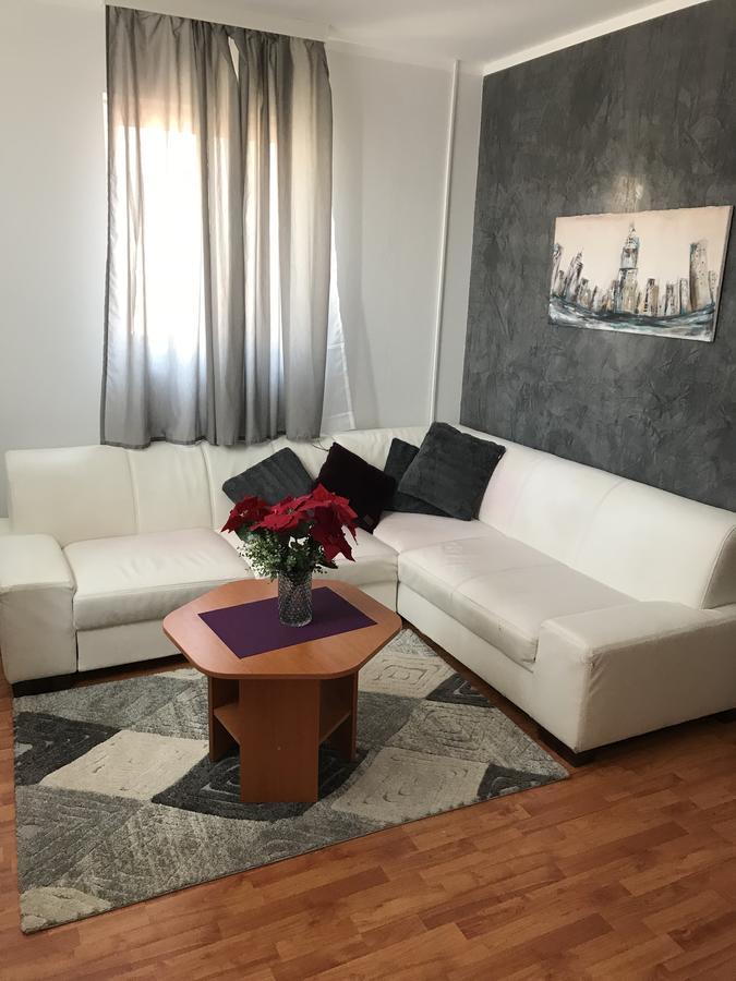 Five Apartments Indija ภายนอก รูปภาพ